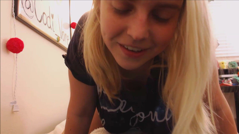 Codi Vore Surprises You With A Morning Blowjob