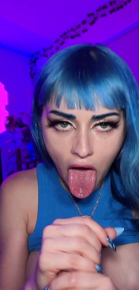 Jewelz Blu - Horny GF wants to get Creampied - BluDreamsXXX - BluDreamsXXX - creampie - teen - fake tits - big tits - dirty talk - pov