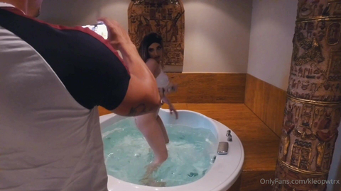 Stepmom Kleopwtrx Fucks Her Stepson