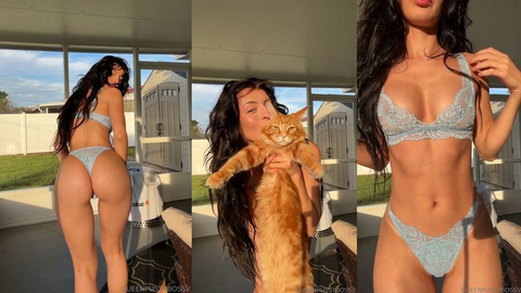 Victoria Queen Strips Down