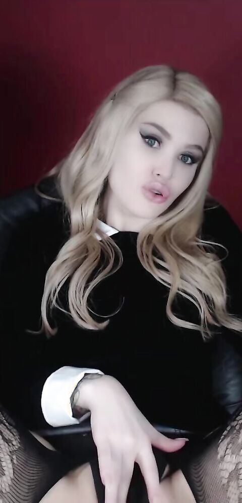 Violet Doll - Pegging Daddy - ManyVids - stepdad - femdom - devot - fetish - dirty talk - pov - big tits - tattoo - solo