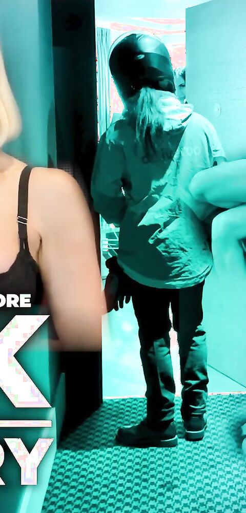 Jasmine Jae, Rebecca More - Dick Delivery - ManyVids - ManyVids - milf - big ass - big tits - threesome - pov