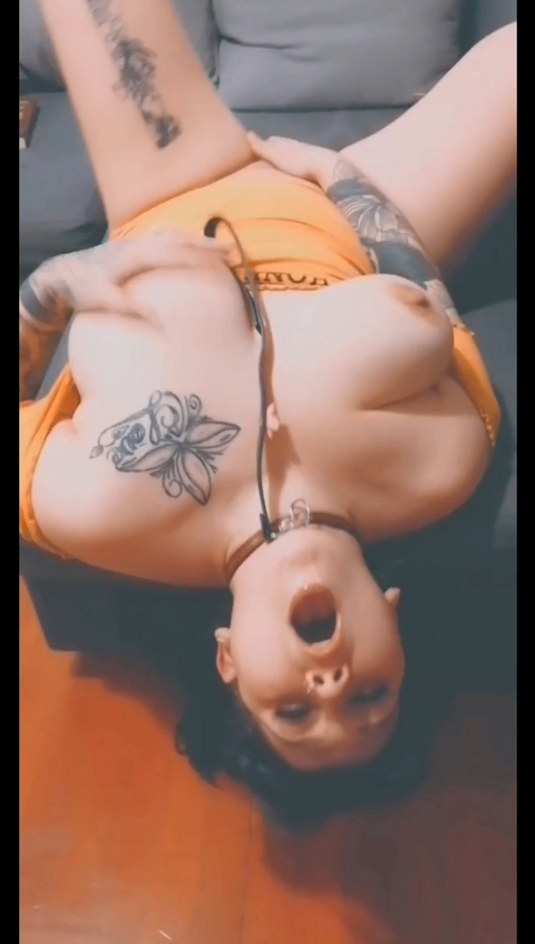 Evelyn Geek Slave Mommy Throatfucked by Son