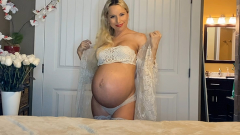 Grace Squirts Stepmom Loves Vore