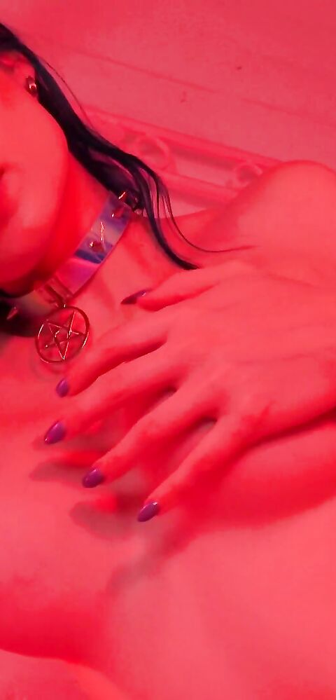 Jewelz Blu - Redlight Steamy Solo - BluDreamsXXX - BluDreamsXXX - solo - teen - fake tits - big tits - dirty talk - pov