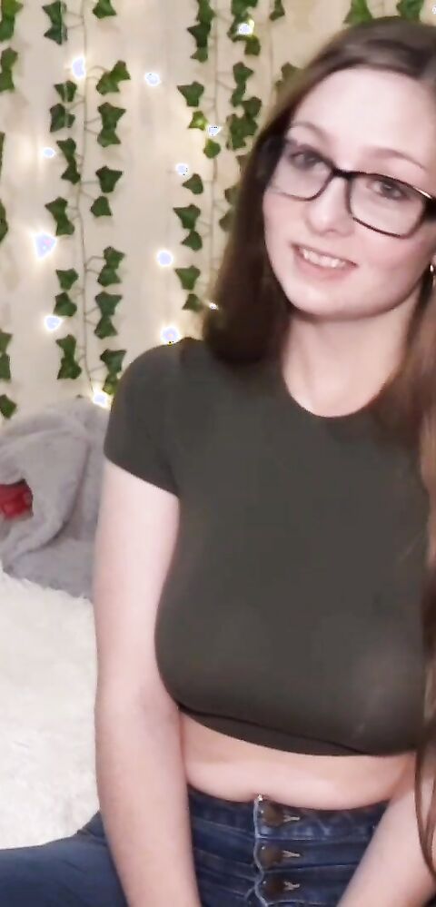 Nicole Nabors - Pretending To Be Dads Girlfriend - ManyVids - solo - teen - natural tits - big tits - virtualsex - dirty talk - stepdad