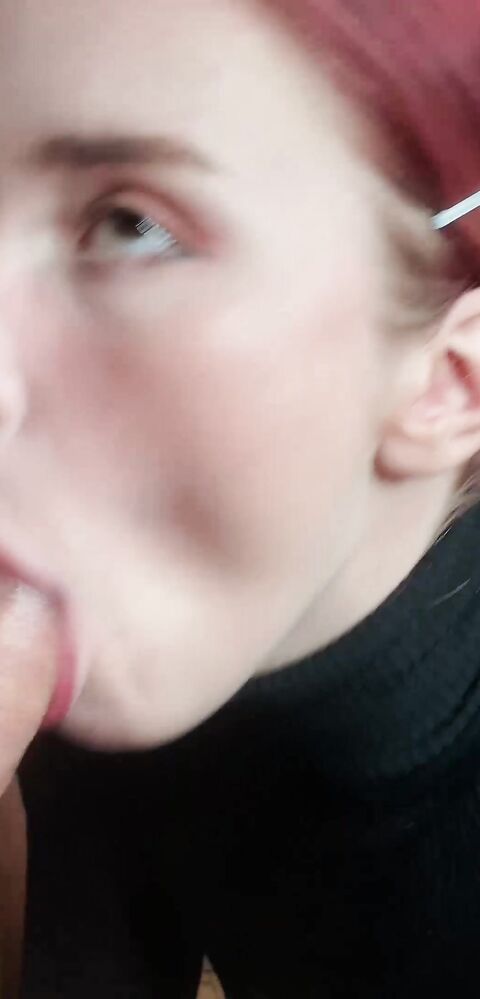 Sweetie Fox - Man Facefuck, Rough Pussy Fuck Redhead - ManyVids - pussy - redhead - pov - teen - natural tits - blowjob - big dick - tits