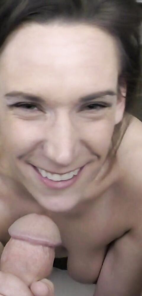 cullenscuties - Alora Jaymes Blows Cullen At The Cutie Pad - ManyVids - blowjob - pov - big dick - deepthroat