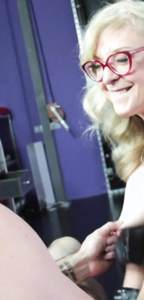 Nathanbronson - Fucking A Legend - ManyVids - blowjob - pov - big dick