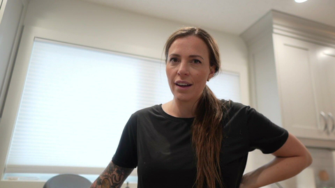 Stop Son! Mom gets blackmailed