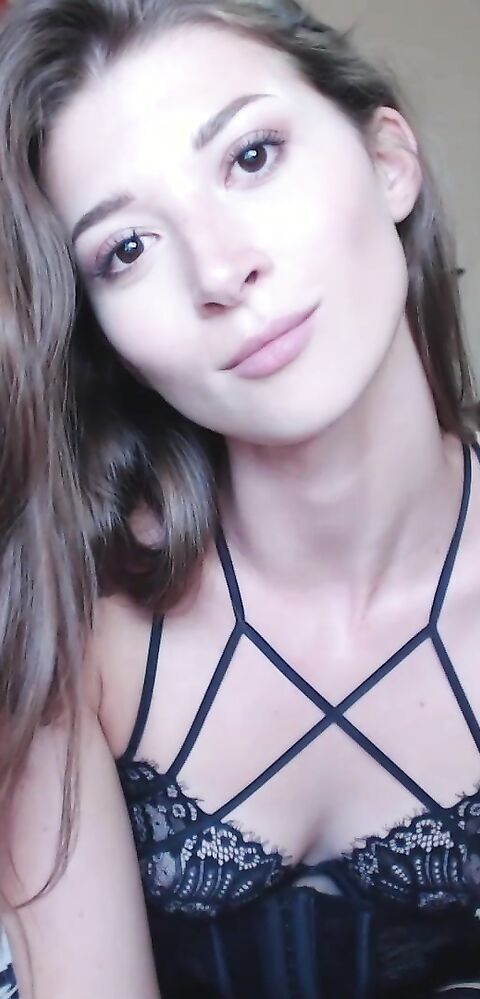 Eva de Vil - A Beginner's Guide to Bum Fun Butt Plug Orgasm - ManyVids - fetish - dirty talk - brunette - femdom - small tits - natural tits - hardcore - pov - solo