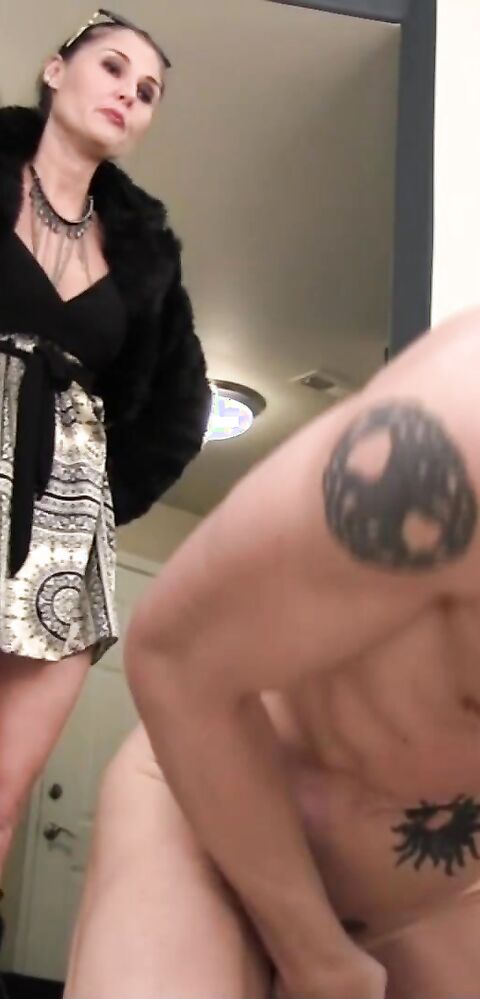 Obey Melanie - Feet Versus Balls - ManyVids - feet - femdom - fetish - milf - big tits - dirty talk - pov - brunette