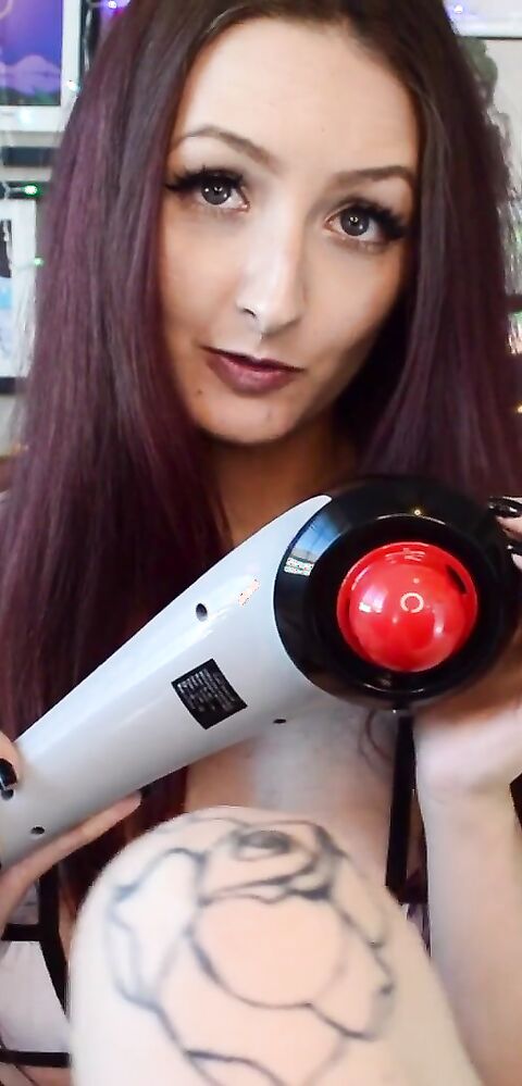 KatSaysMeow - Retainers Hairy Pussy Intense Orgasm - ManyVids - hairy pussy - pussy - solo - virtualsex - natural tits - dirty talk - dildo