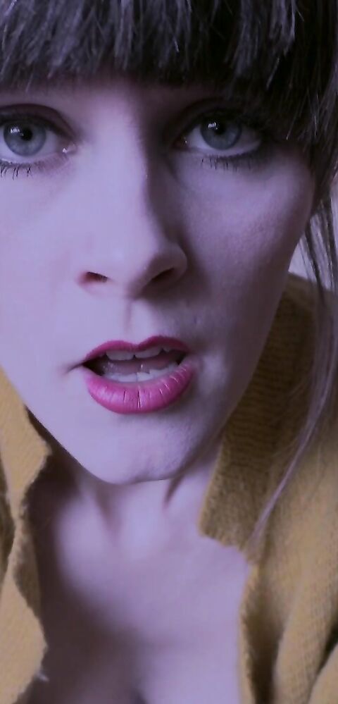 Sydney Harwin - Mom And Sons Risky Fuck - ManyVids - virtualsex - solo - taboo - dirty talk - stepmother - stepdad