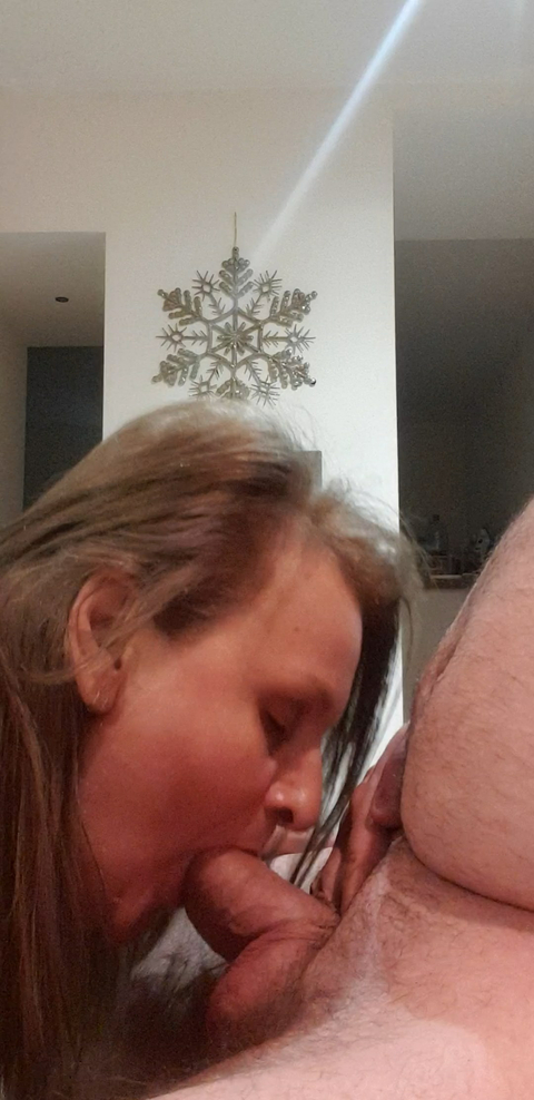 Naughty Andrea Naughty Housewive Milf Sucking Cock