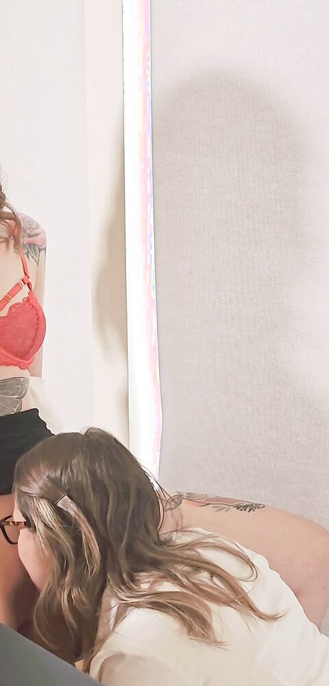 Innocenthotwifexxx - Seducing the shy office girl for some lesbian fun - ManyVids - office - lesbian - milf - dirty talk - pov - fetish - hardcore - big dick - tattoo