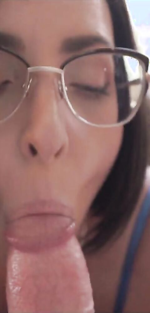 Ms Price - Helping My Sexy Aunt Move Part 3 - MsPrice - ManyVids - Step-Aunt - taboo - pov - milf - stepmother