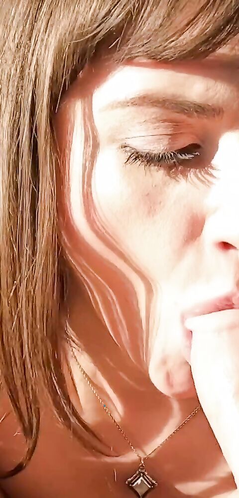 cullenscuties - Mila Taylor Blows Her Biggest Fan - ManyVids - blowjob - pov - big dick - deepthroat