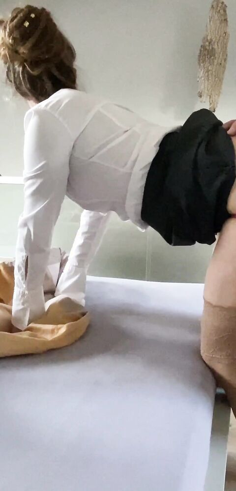 Business Bitch - Secretary Making A Baby Before Work - ManyVids - office - blonde - high heels - nylon - blowjob