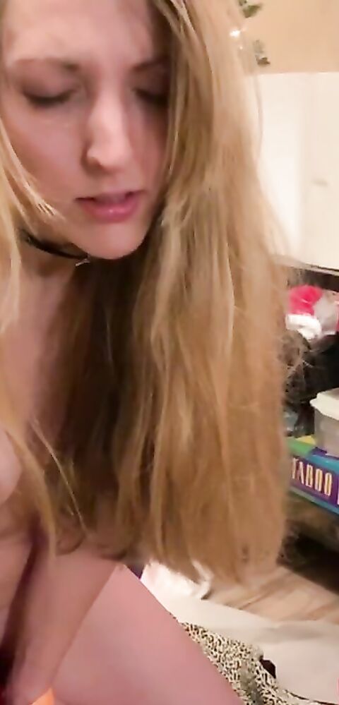 ErikaSwingz - Tremor Ride at Party in Front of Strangers - ManyVids - blonde - milf - big tits - natural tits - pov - blowjob