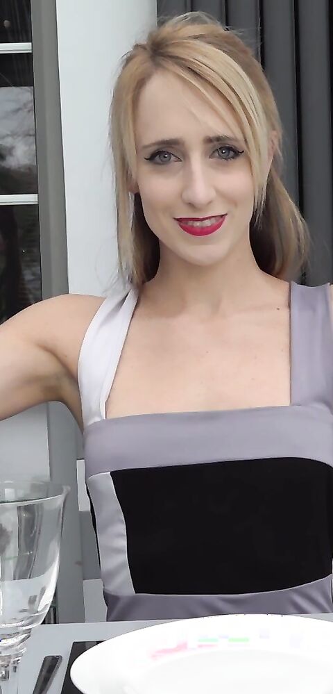 Sammie Cee - Date With Muscular Girl - ManyVids - solo - blonde - milf - dirty talk - pov - virtualsex - fetish