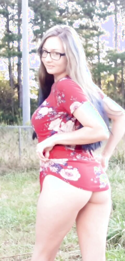 Nicole Nabors - Country Girl Exhibitionism - ManyVids - solo - teen - natural tits - big tits - virtualsex - dirty talk