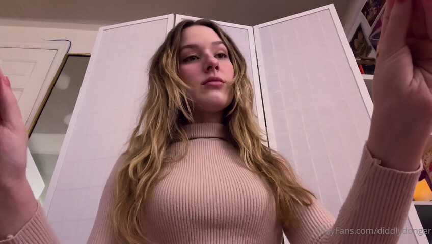 Diddly ASMR - Doing ASMR While I Ride You