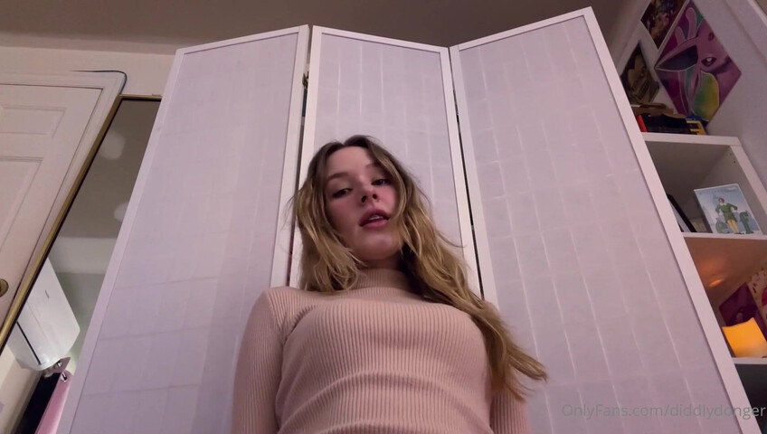 Diddly ASMR - Doing ASMR While I Ride You