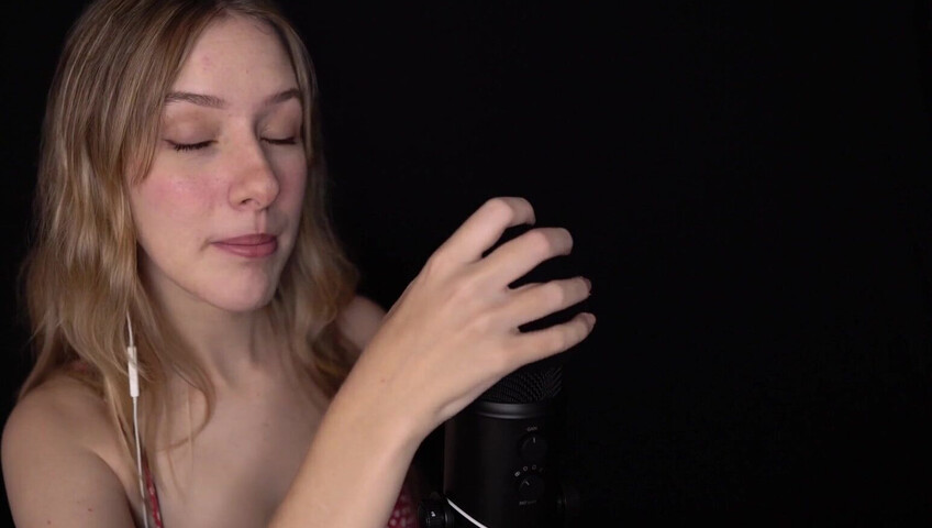 Diddly ASMR - Mic Pumping