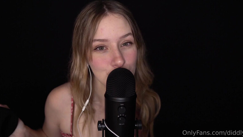 Diddly ASMR - Mic Pumping