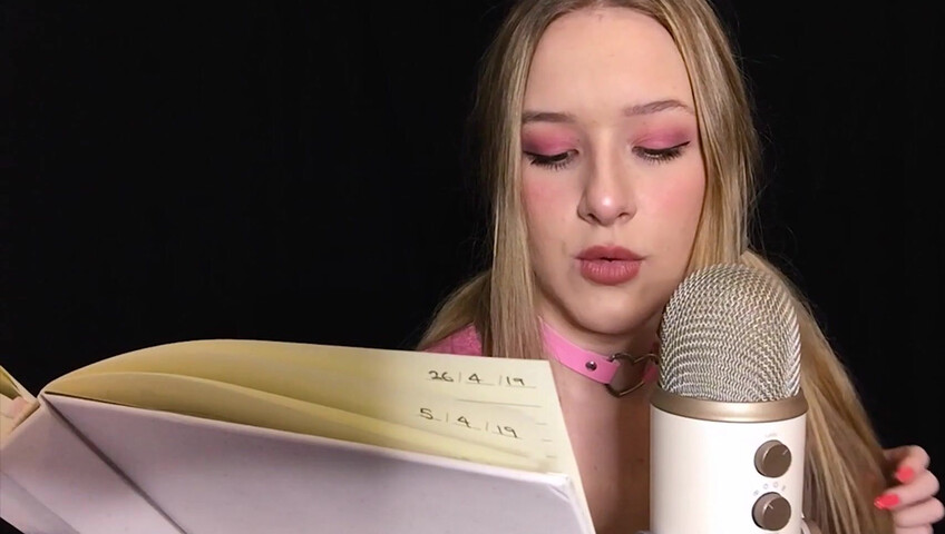 Diddly ASMR - Reading my University Notebook