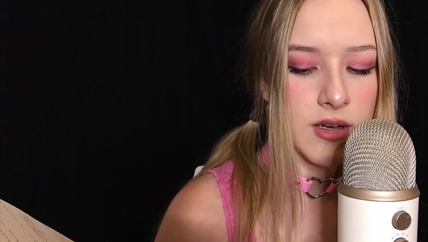 Diddly ASMR - Reading my University Notebook