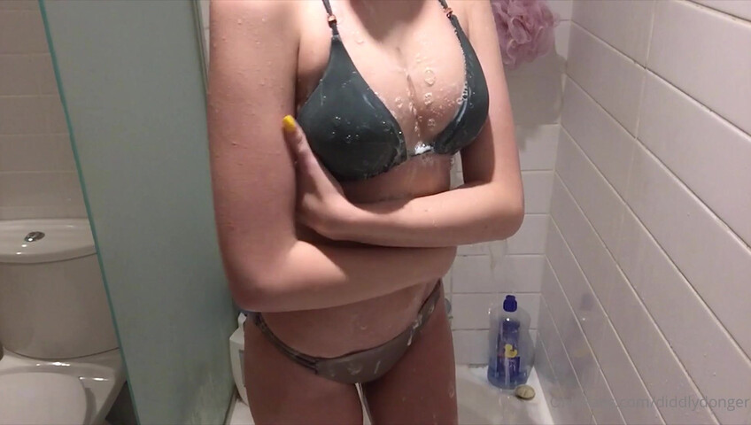 Diddly ASMR - Shower