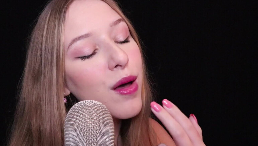 Diddly ASMR - Up close finger sucking ASMR