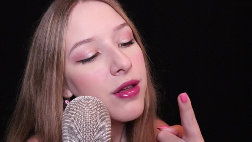 Diddly ASMR - Up close finger sucking ASMR