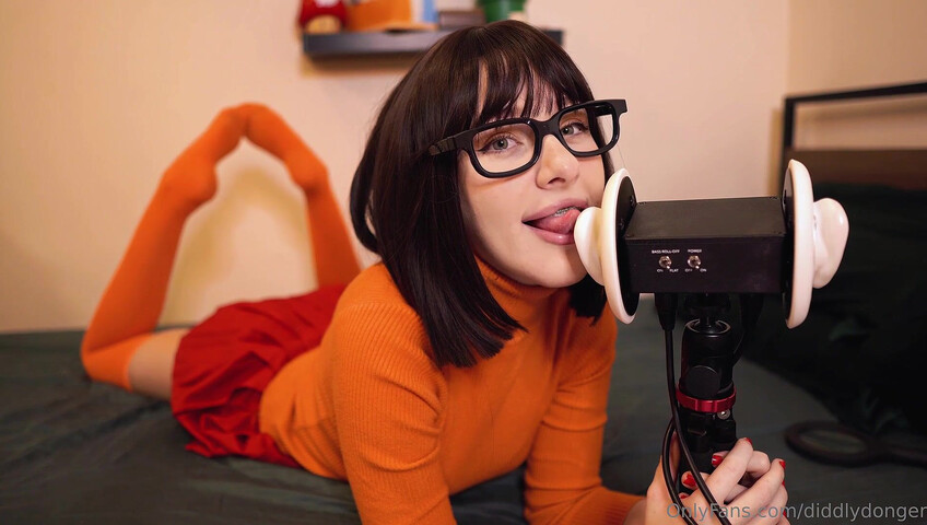 Diddly ASMR - Velma Eats Your Ears N Begs You To Cum