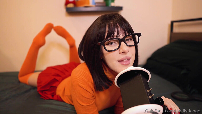 Diddly ASMR - Velma Eats Your Ears N Begs You To Cum