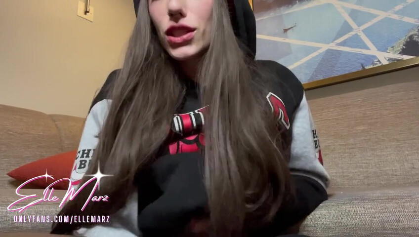 Elle Marz - Good Puppy Free Using Ur Cock​