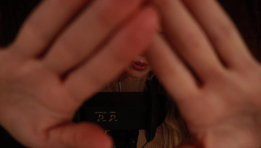 ASMR FrivolousFox - ASMR Hypnotic Licking