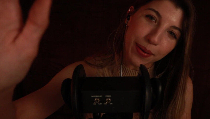 ASMR FrivolousFox - ASMR Hypnotic Licking