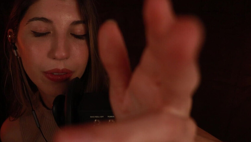 ASMR FrivolousFox - ASMR Hypnotic Licking