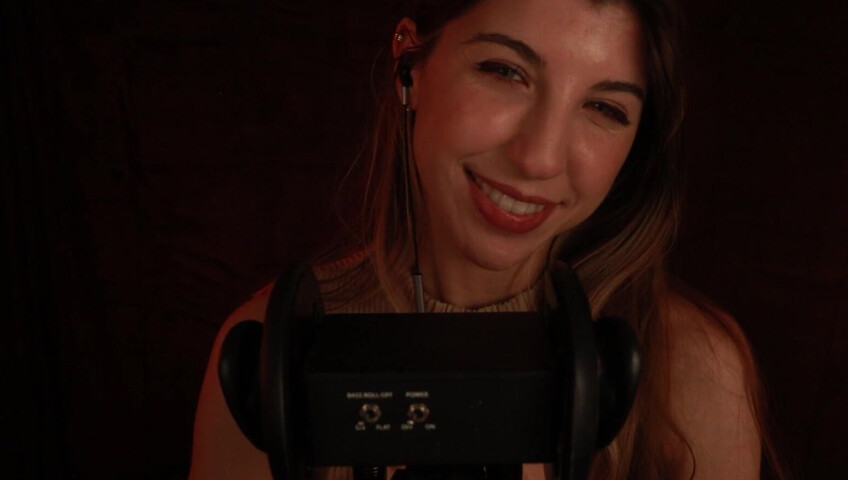 ASMR FrivolousFox - ASMR Hypnotic Licking