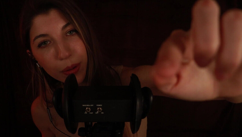 ASMR FrivolousFox - ASMR Hypnotic Licking