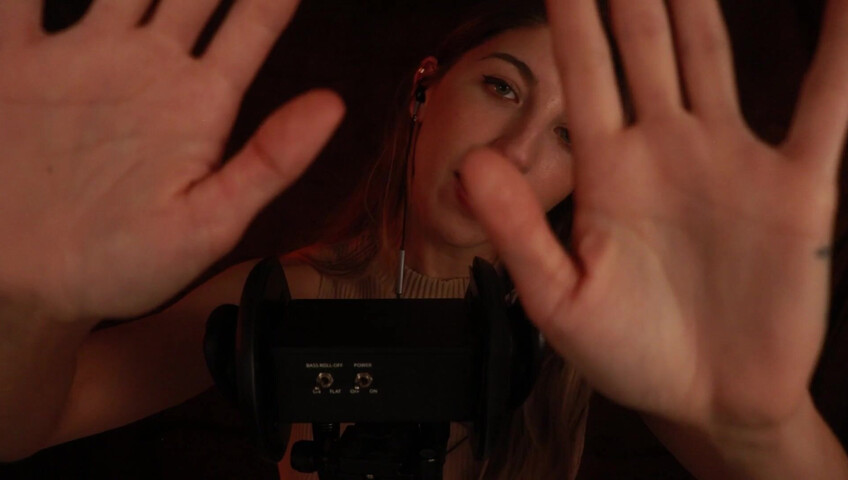 ASMR FrivolousFox - ASMR Hypnotic Licking