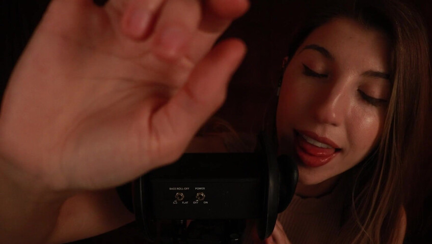 ASMR FrivolousFox - ASMR Hypnotic Licking