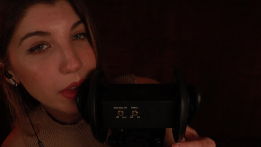 ASMR FrivolousFox - ASMR Hypnotic Licking