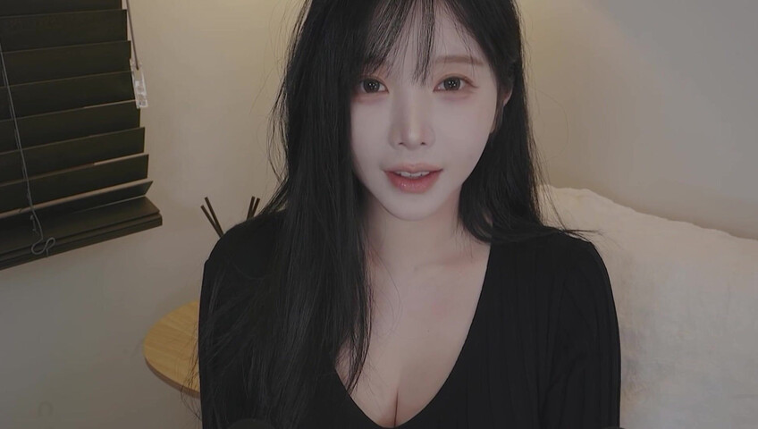 ASMR Yoon Ying – That Loser Guy
