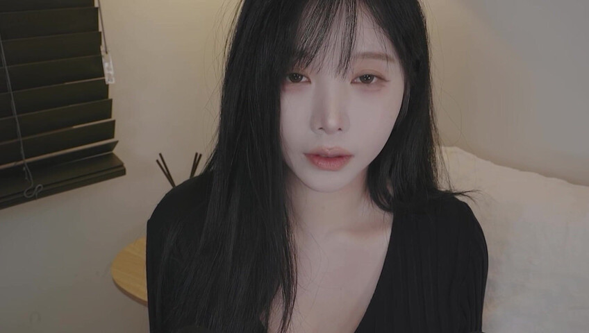ASMR Yoon Ying – That Loser Guy