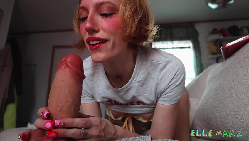 Elle Marz - Cousin Comforts