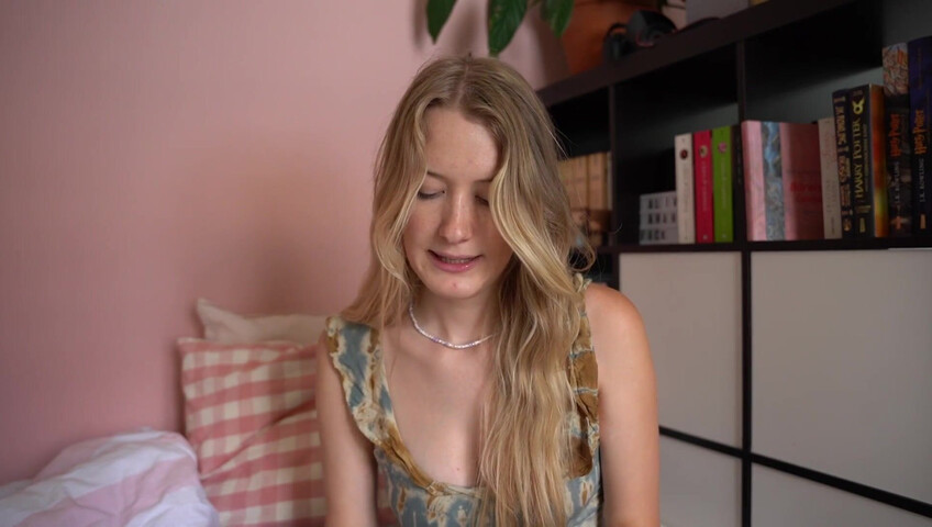 Emily ASMR - Loving Moments With Your Girlfriend